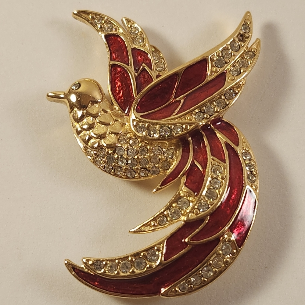 Vintage GIORGIO signed gold tone rhinestones bird designer brooch
